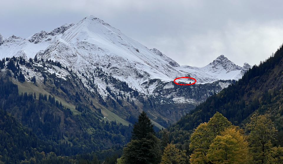 Enzianhütte mit Linkerskopf