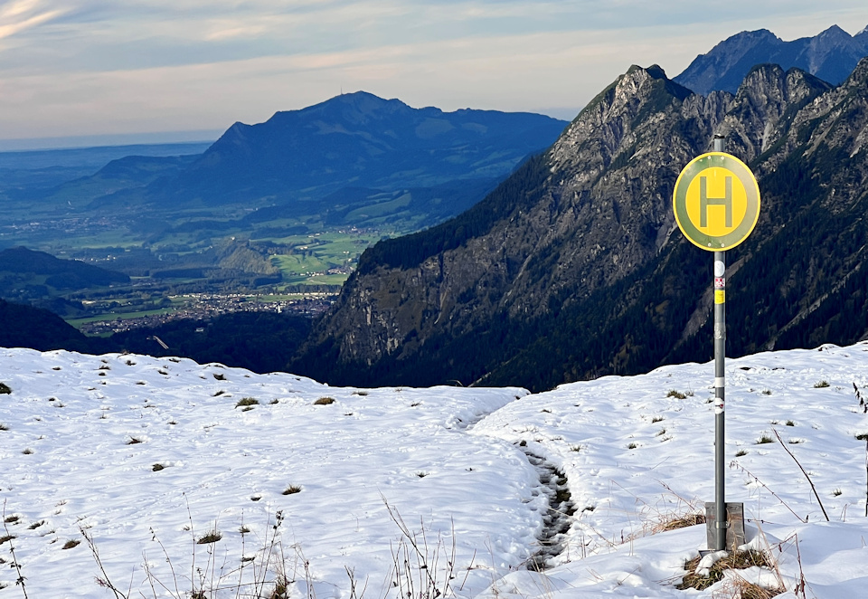 Blick von der Enzianhütte nach Oberstdorf und den Grünten